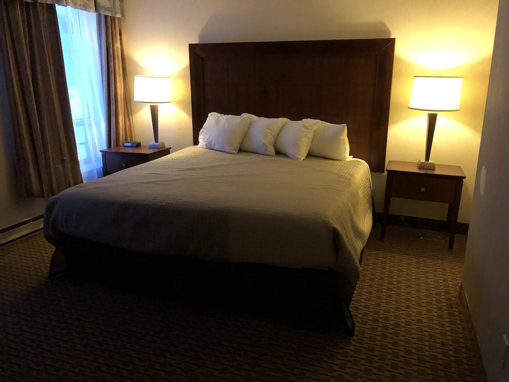 Best Value Inn & Suites Parry Sound Exterior photo