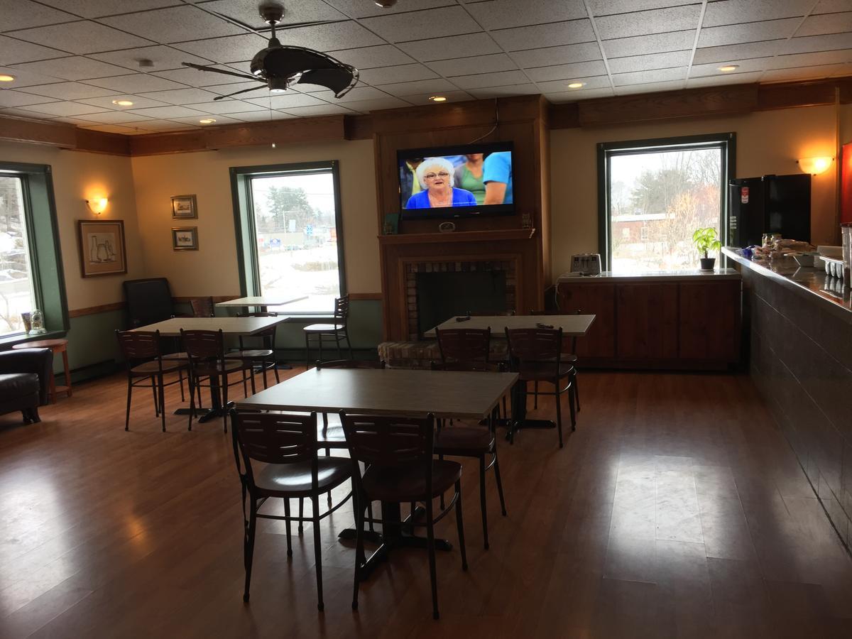 Best Value Inn & Suites Parry Sound Exterior photo