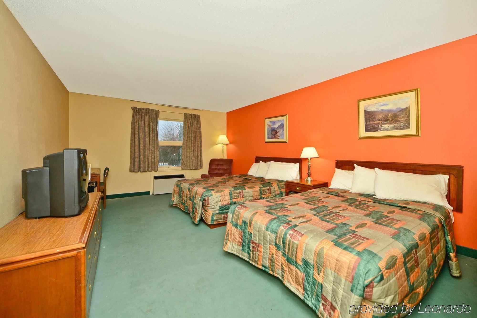 Best Value Inn & Suites Parry Sound Exterior photo