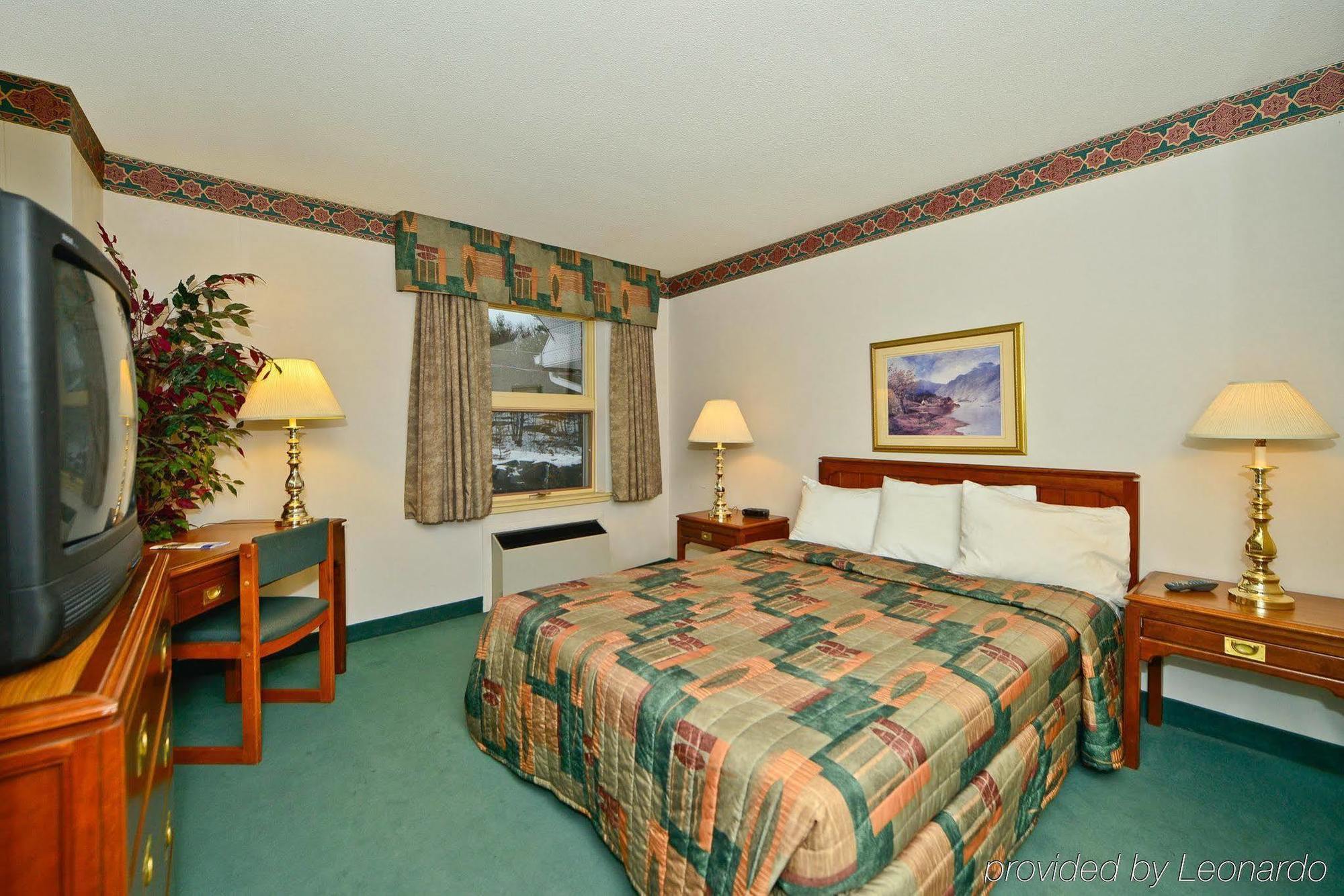Best Value Inn & Suites Parry Sound Exterior photo